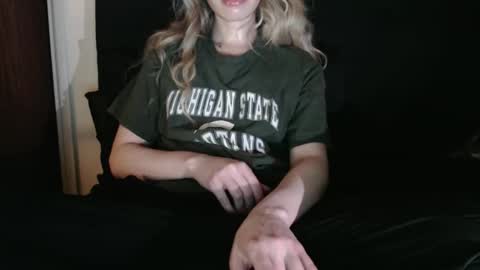 Olivia online show from 12.23.25