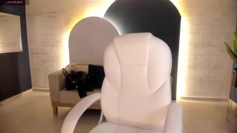 Nova online show from 09.10.25