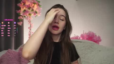 Dina online show from 11.18.25