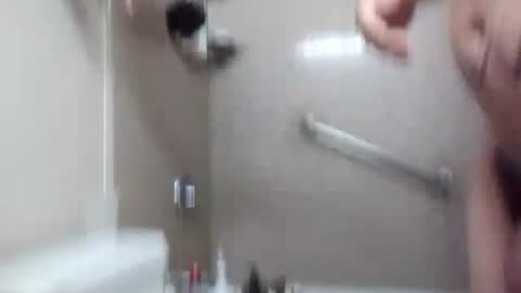 Snapshot of nowornever669 chatting on 11.05.25 CLOUDYKINF online show from 11.05.25