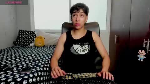 Snapshot of noxx_stark chatting on 01.13.26 Noxx online show from 01.13.26