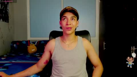 Snapshot of noxx_stark chatting on 02.08.26 Noxx online show from 02.08.26