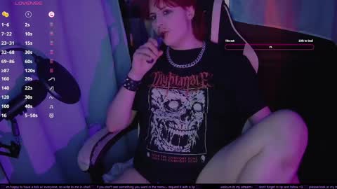 Snapshot of nptttps chatting on 04.01.26 Mark online show from 04.01.26