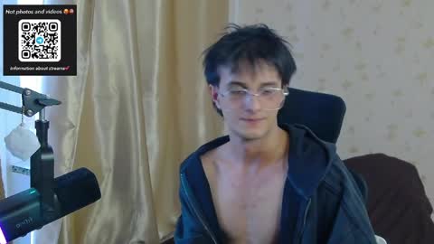 Snapshot of nuar_x chatting on 03.29.26 Nuar X online show from 03.29.26