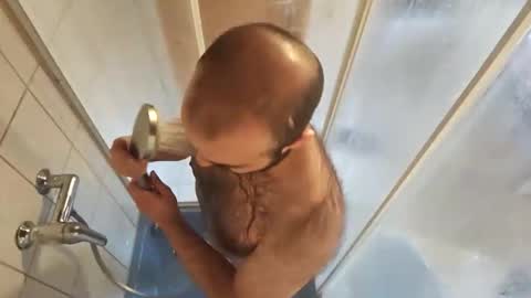 Snapshot of nudechiller chatting on 09.24.25 Vinz... online show from 09.24.25