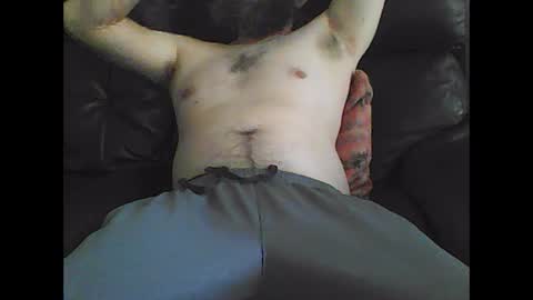 Snapshot of nudestud887 chatting on 09.27.25 nudestud887 online show from 09.27.25