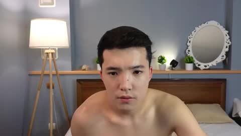 Snapshot of nudetension chatting on 09.14.25 Maks online show from 09.14.25