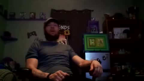 Snapshot of number1dad_ chatting on 02.12.25 Awwwww Hey Sweetie Pies. Welcome To The Sweetie Pie Lounge. Enjoy The Dad-Cast. SweetCorny Fun-loving Dad Talk. online show from 02.12.25