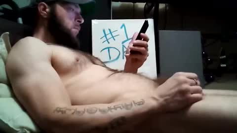 Snapshot of number1dad_ chatting on 03.11.25 Awwwww Hey Sweetie Pies. Welcome To The Sweetie Pie Lounge. Enjoy The Dad-Cast. SweetCorny Fun-loving Dad Talk. online show from 03.11.25