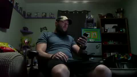 Snapshot of number1dad_ chatting on 09.23.25 Awwwww Hey Sweetie Pies. Welcome To The Sweetie Pie Lounge. Enjoy The Dad-Cast. SweetCorny Fun-loving Dad Talk. online show from 09.23.25