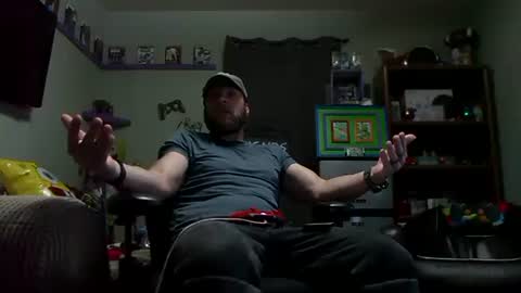 Snapshot of number1dad_ chatting on 09.28.25 Awwwww Hey Sweetie Pies. Welcome To The Sweetie Pie Lounge. Enjoy The Dad-Cast. SweetCorny Fun-loving Dad Talk. online show from 09.28.25