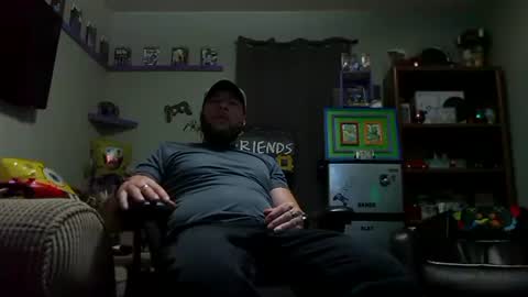 Snapshot of number1dad_ chatting on 10.11.25 Awwwww Hey Sweetie Pies. Welcome To The Sweetie Pie Lounge. Enjoy The Dad-Cast. SweetCorny Fun-loving Dad Talk. online show from 10.11.25