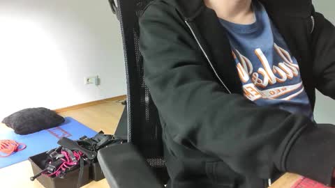 Snapshot of numlove chatting on 10.26.25 Slave for Mistress and Master online show from 10.26.25