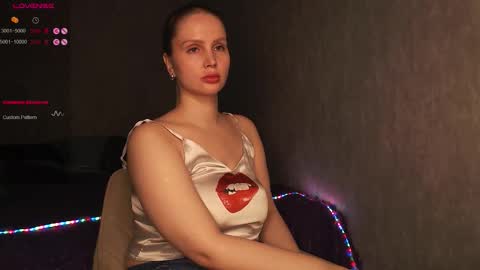 Snapshot of nutcrewlove chatting on 01.16.26 WEELCOMEEEEEEEEEE online show from 01.16.26