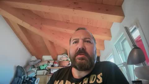 Snapshot of nutelloso79 chatting on 10.28.25 Nutelloso online show from 10.28.25