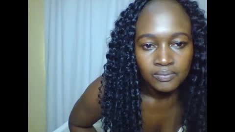 Snapshot of nutgal_ chatting on 10.21.25 nutgal online show from 10.21.25