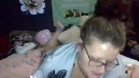 nutthousefunnyfarm online show from 12.14.25