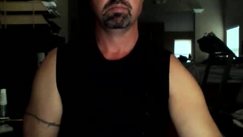 Snapshot of nvrenuff1979 chatting on 09.15.25 nvrenuff1979 online show from 09.15.25