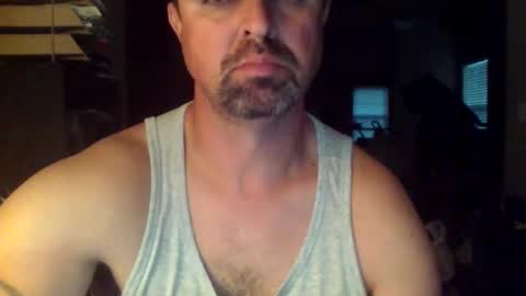 Snapshot of nvrenuff1979 chatting on 10.20.25 nvrenuff1979 online show from 10.20.25