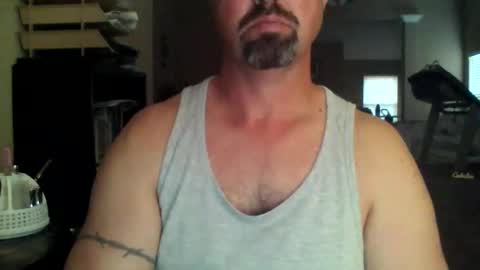 nvrenuff1979 online show from 11.21.25