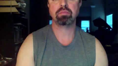 nvrenuff1979 online show from 02.02.26