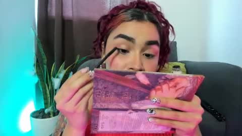 Nia online show from 10.27.25