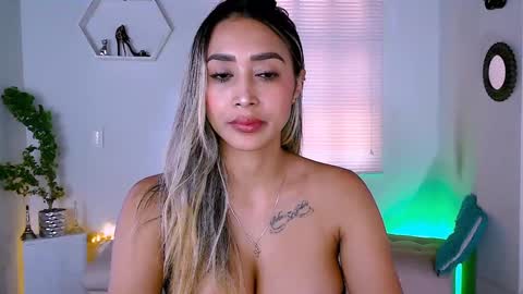 Nycole online show from 01.13.25