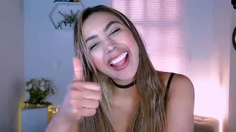 Nycole online show from 03.06.25