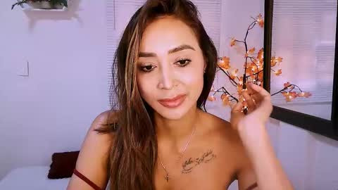 Nycole online show from 11.25.25