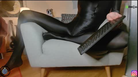 Nyl0nnickb0y online show from 09.28.25