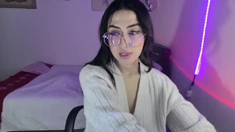 Snapshot of nymph_frida chatting on 12.09.24 Frida online show from 12.09.24