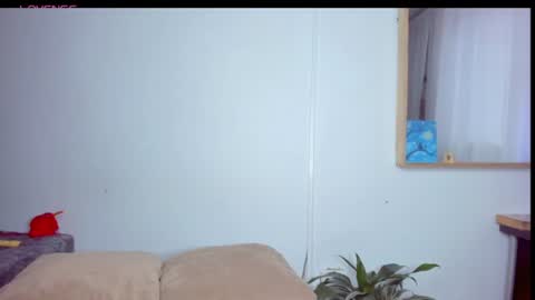 Laura nyu online show from 06.19.26