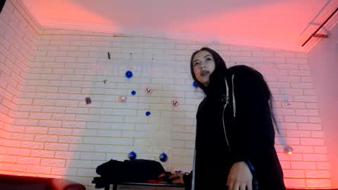 Snapshot of nyx1126 chatting on 12.16.25 nyx1126 online show from 12.16.25