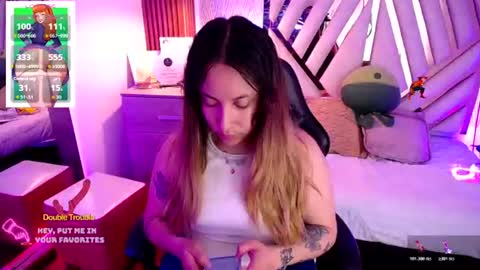 Snapshot of nyx_andria chatting on 08.05.26 Alex . online show from 08.05.26