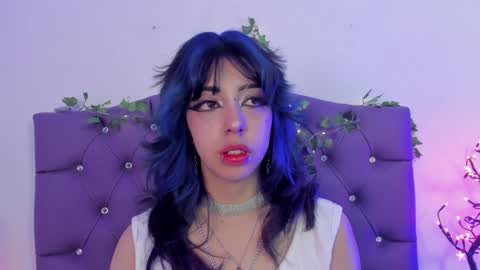 Snapshot of nyx_nayla chatting on 12.12.24 online show from 12.12.24