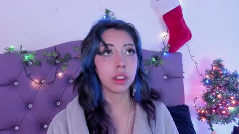 Snapshot of nyx_nayla chatting on 12.14.24 online show from 12.14.24