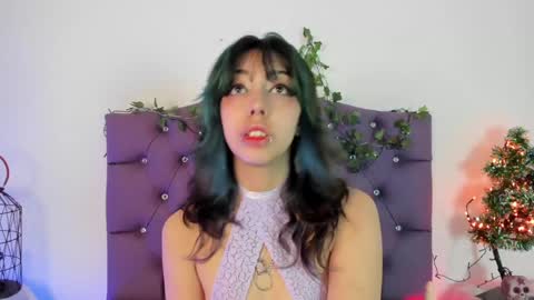 Snapshot of nyx_nayla chatting on 12.24.24 online show from 12.24.24