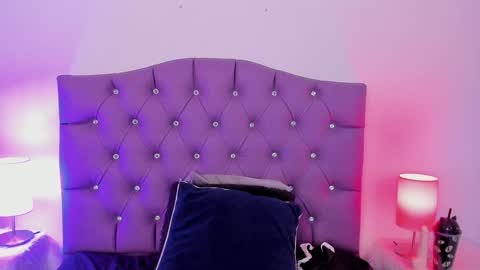 Snapshot of nyx_nayla chatting on 01.06.25 online show from 01.06.25