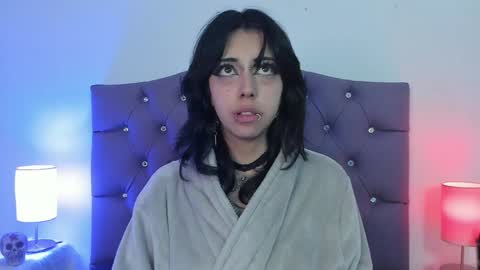 Snapshot of nyx_nayla chatting on 01.24.25 online show from 01.24.25