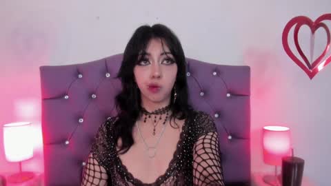 Snapshot of nyx_nayla chatting on 02.08.25 online show from 02.08.25