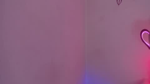 Snapshot of nyx_nayla chatting on 02.15.25 online show from 02.15.25