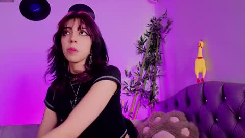 Snapshot of nyx_nayla chatting on 01.11.26 online show from 01.11.26