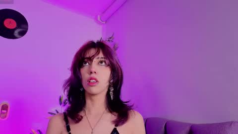 Snapshot of nyx_nayla chatting on 01.13.26 online show from 01.13.26