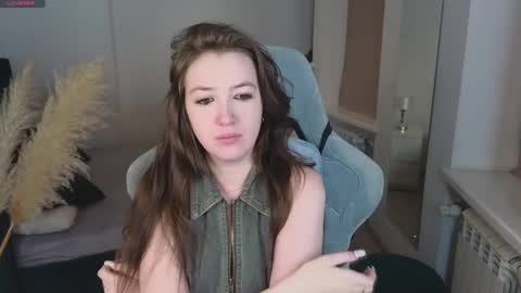 hey hey i am Lora and im new here hope to have some good time here 3 online show from 01.15.25