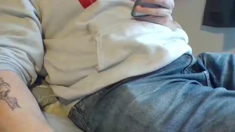 Snapshot of obedient9402 chatting on 01.07.25 obedient9402 online show from 01.07.25