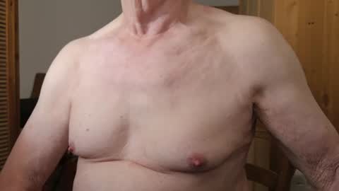 Snapshot of obediently77 chatting on 07.31.26 obediently77 online show from 07.31.26