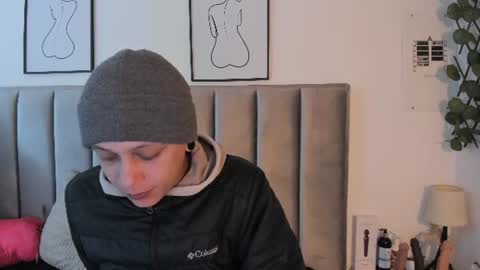 Sara Help me reach 1000 followers online show from 07.26.26