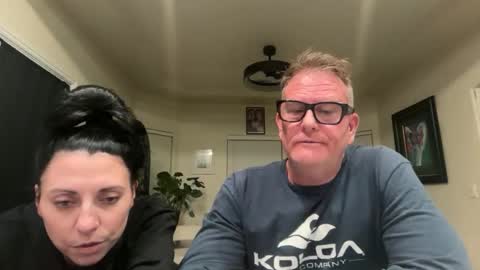 SimplyUs online show from 10.15.25