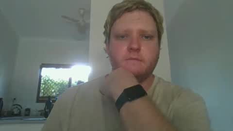 Snapshot of occios chatting on 04.02.26 Robert online show from 04.02.26