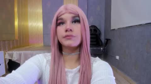 Snapshot of ocean_tay chatting on 11.18.25 ocean_tay online show from 11.18.25